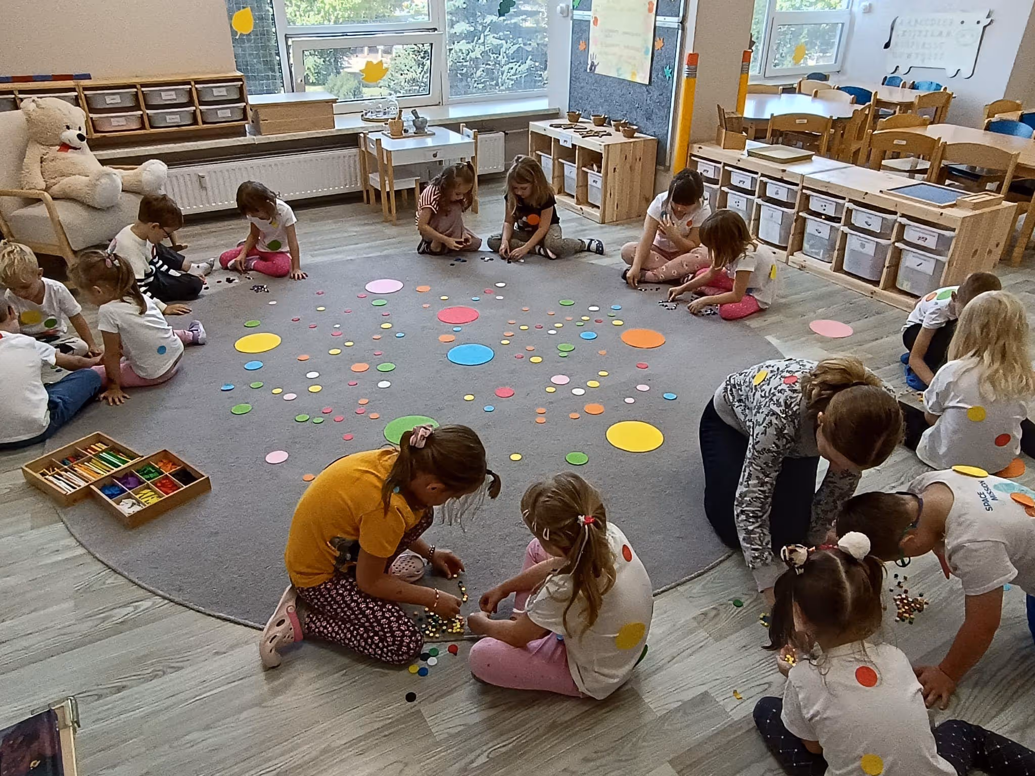 dzieci podczas terapii