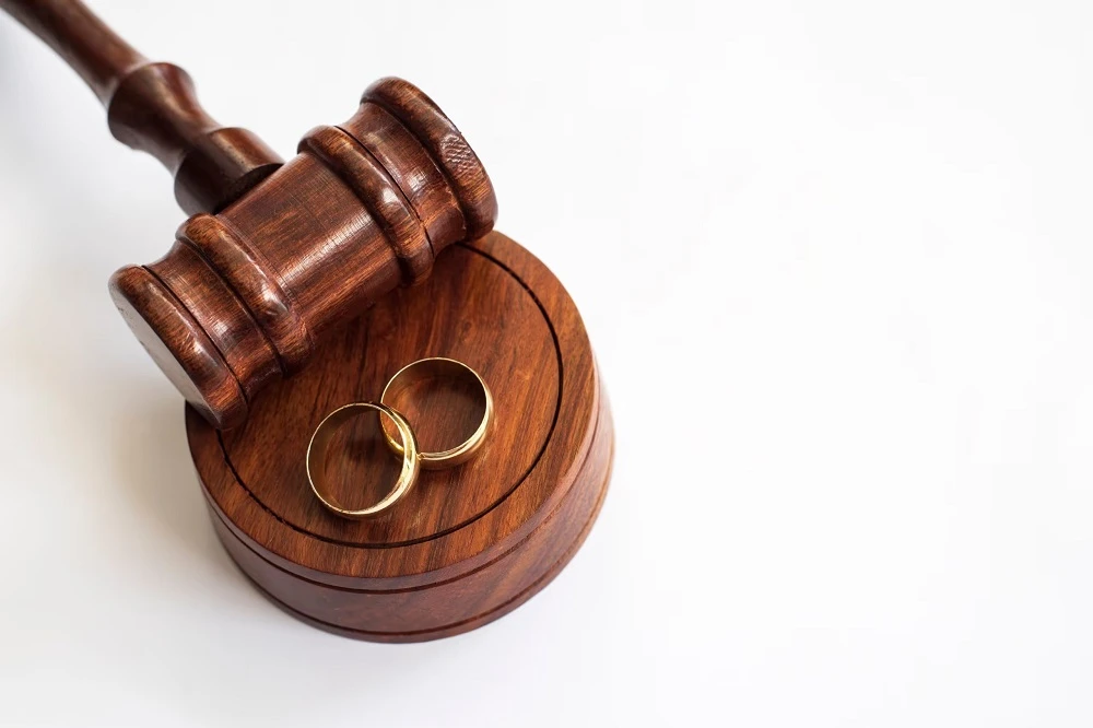 Dissolution vs. Divorce in Ohio: Which One to Choose?