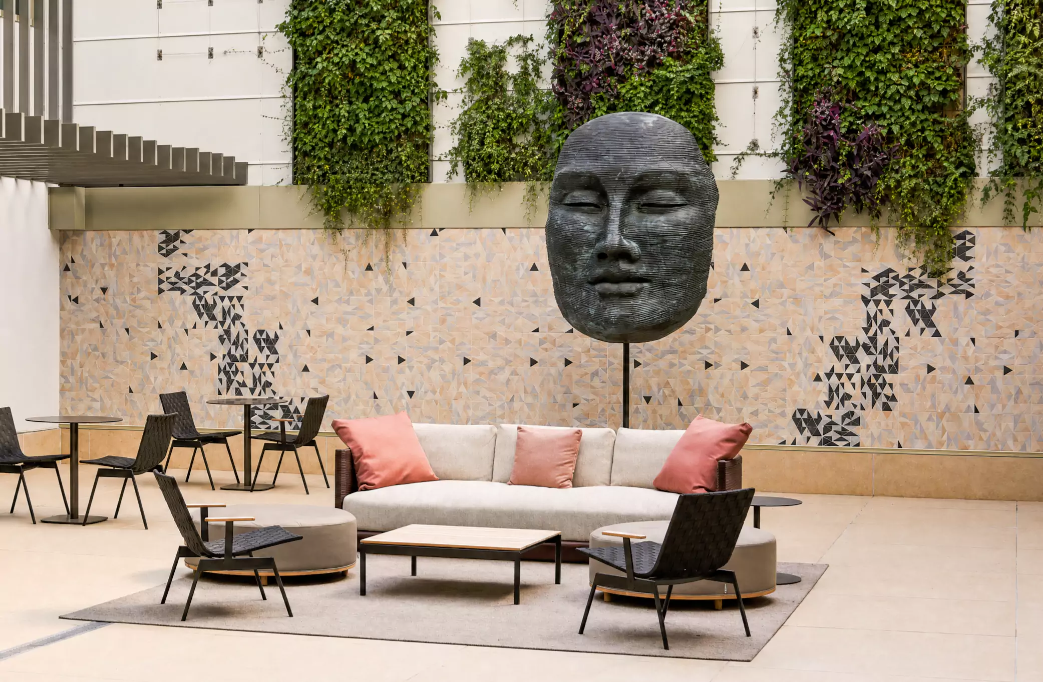 Interior garden courtyard at Còrsega Residences