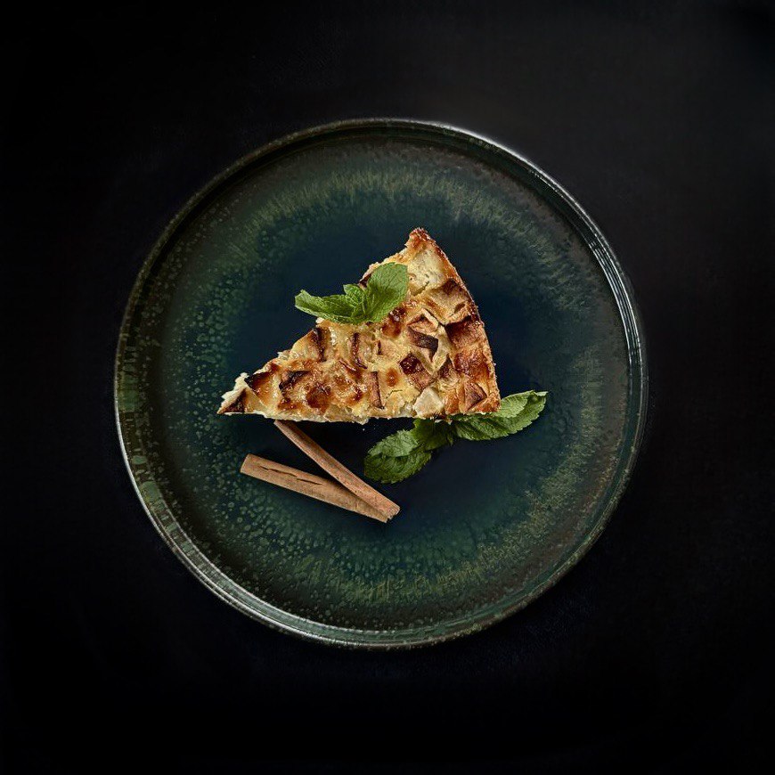 Французький перевернутий пиріг з яблуком