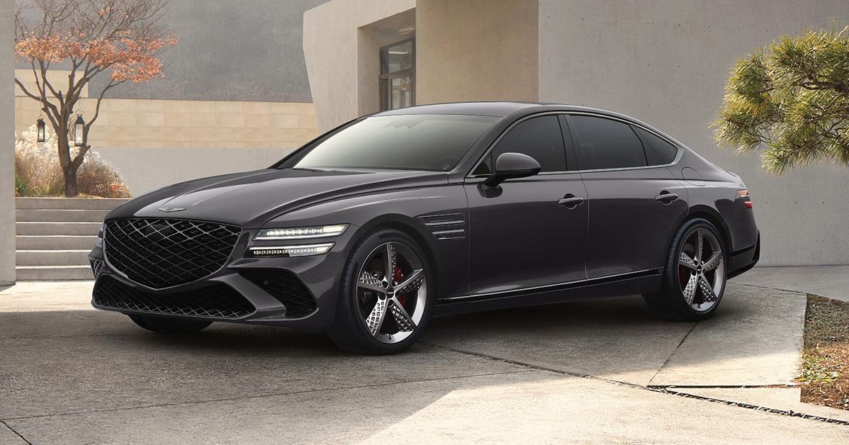 Side exterior view of Genesis G80 3.5T Sport.