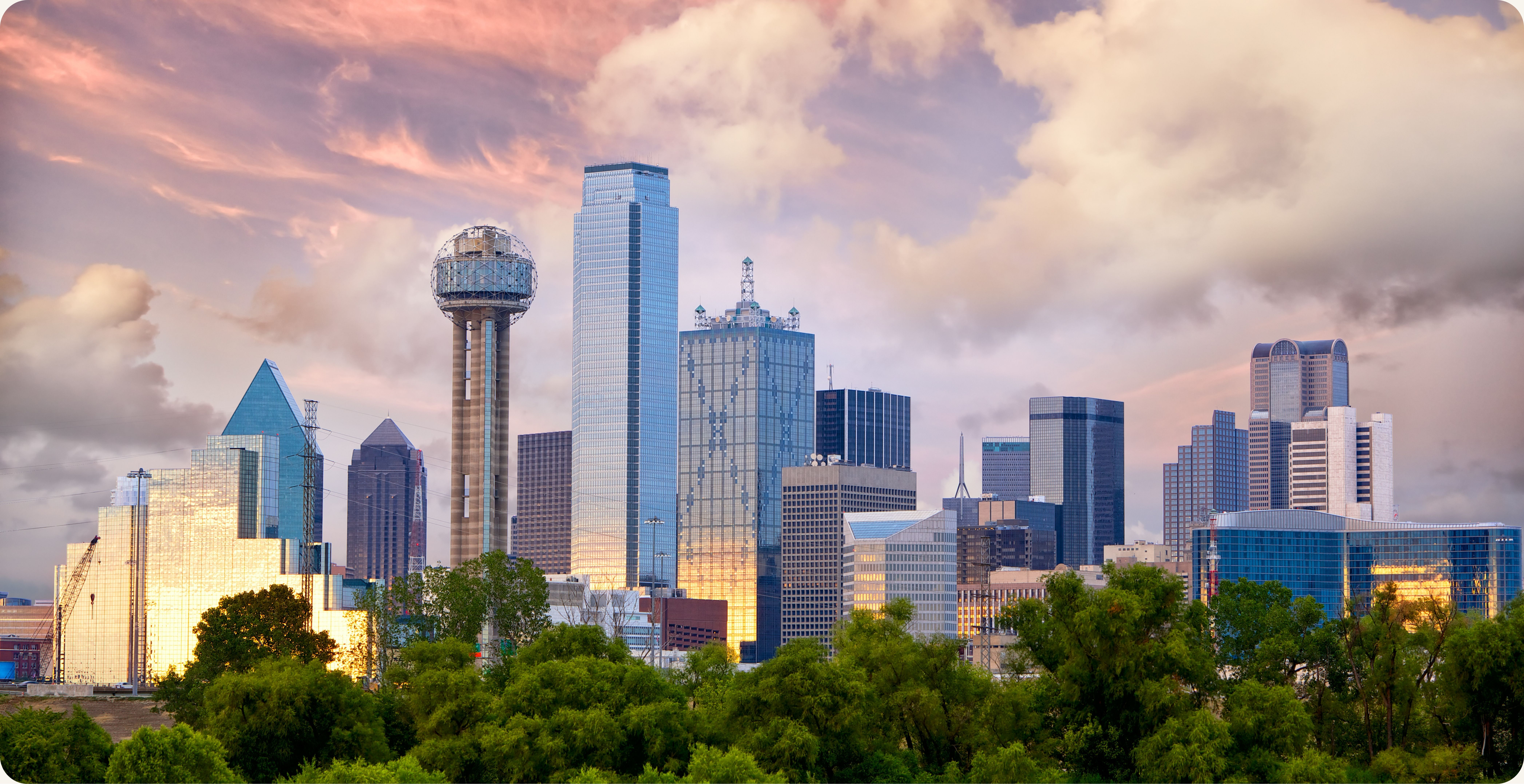 Dallas Texas skyline with Reunion Tower — executive presence training and coaching for Indian professionals by CoachVikram & Company