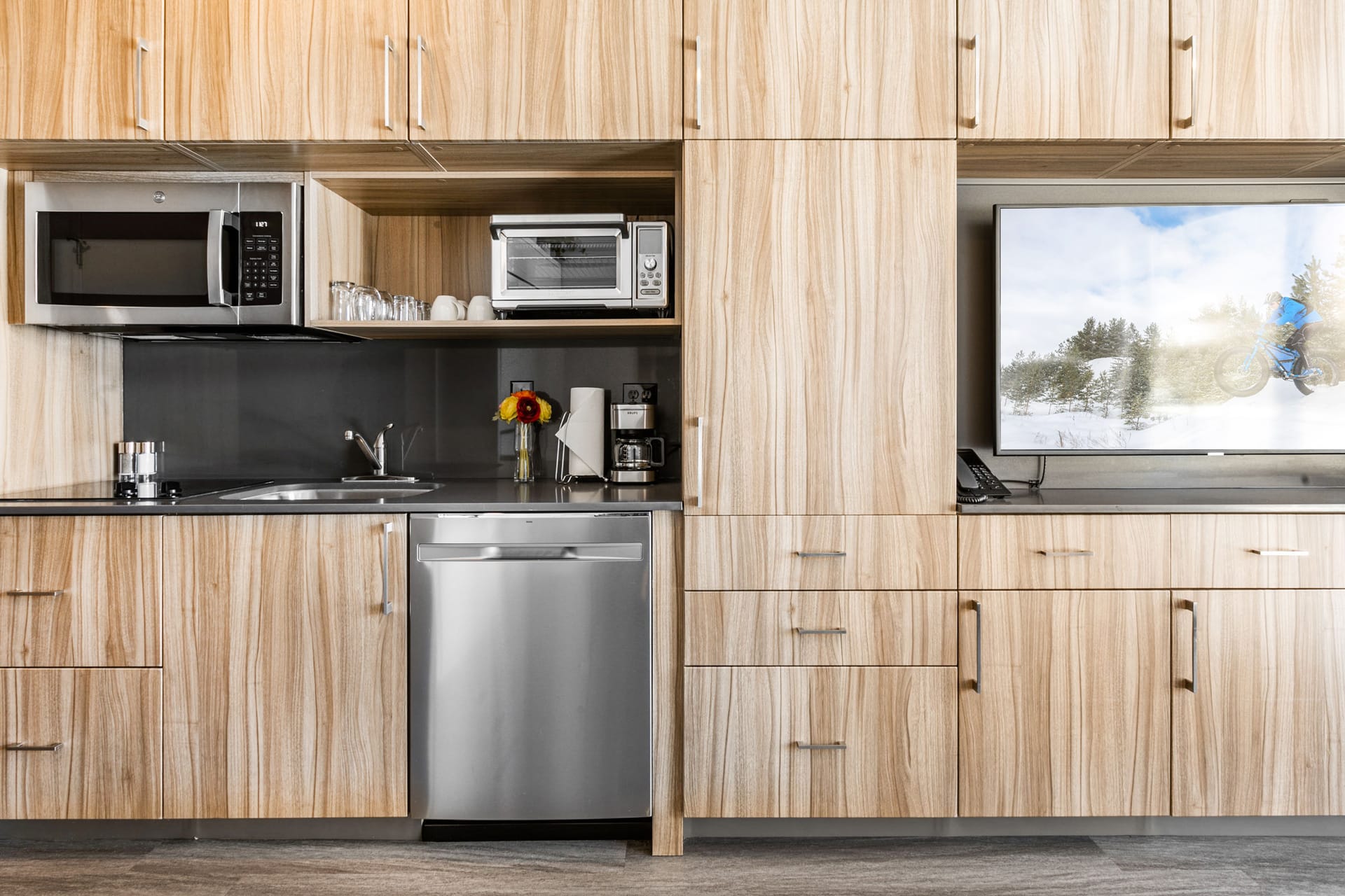 image of outdoor furnishing for home goods store