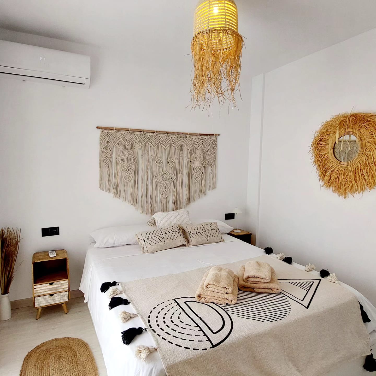 Contact Banner Thumbnail