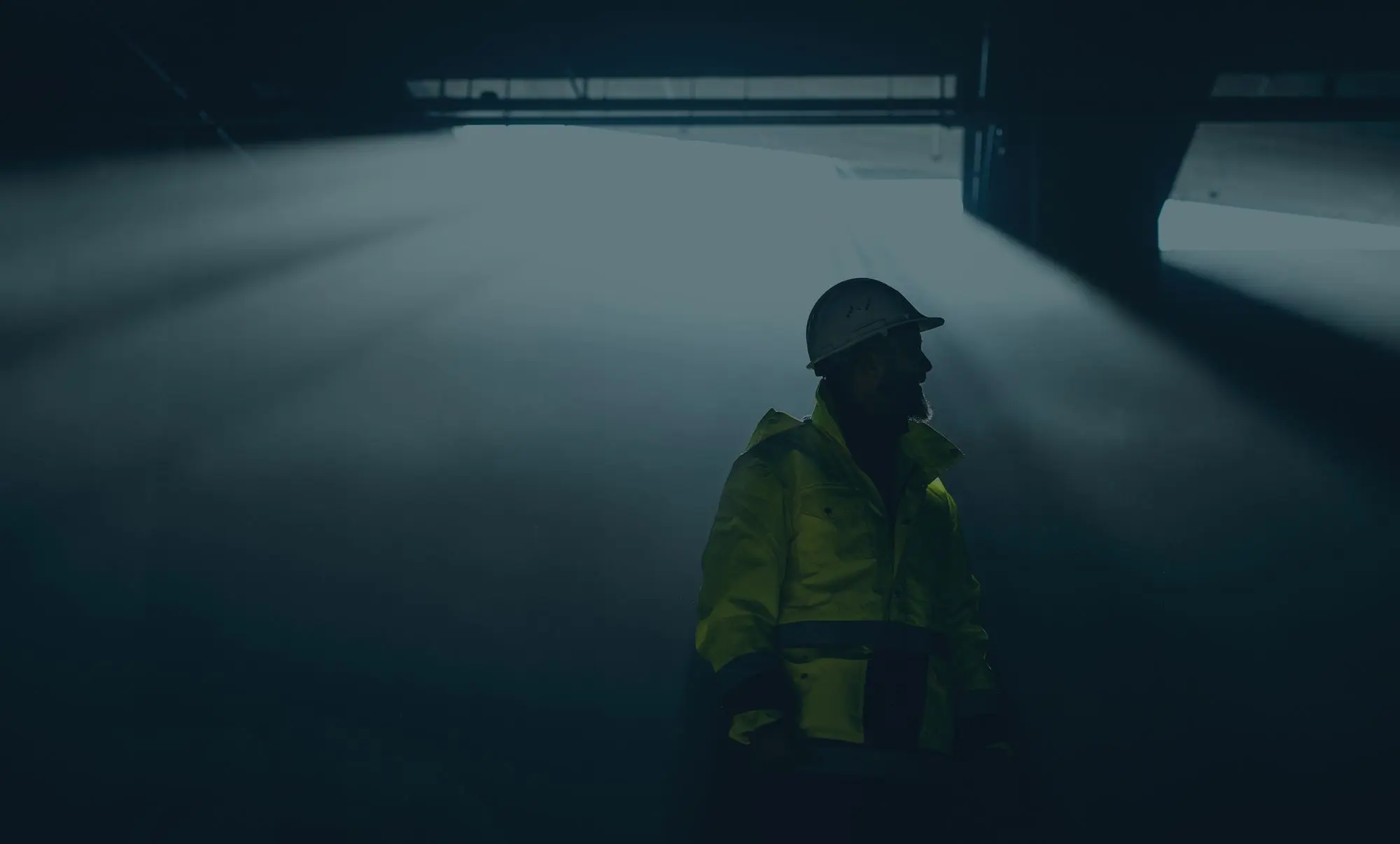 Worker in a factory build