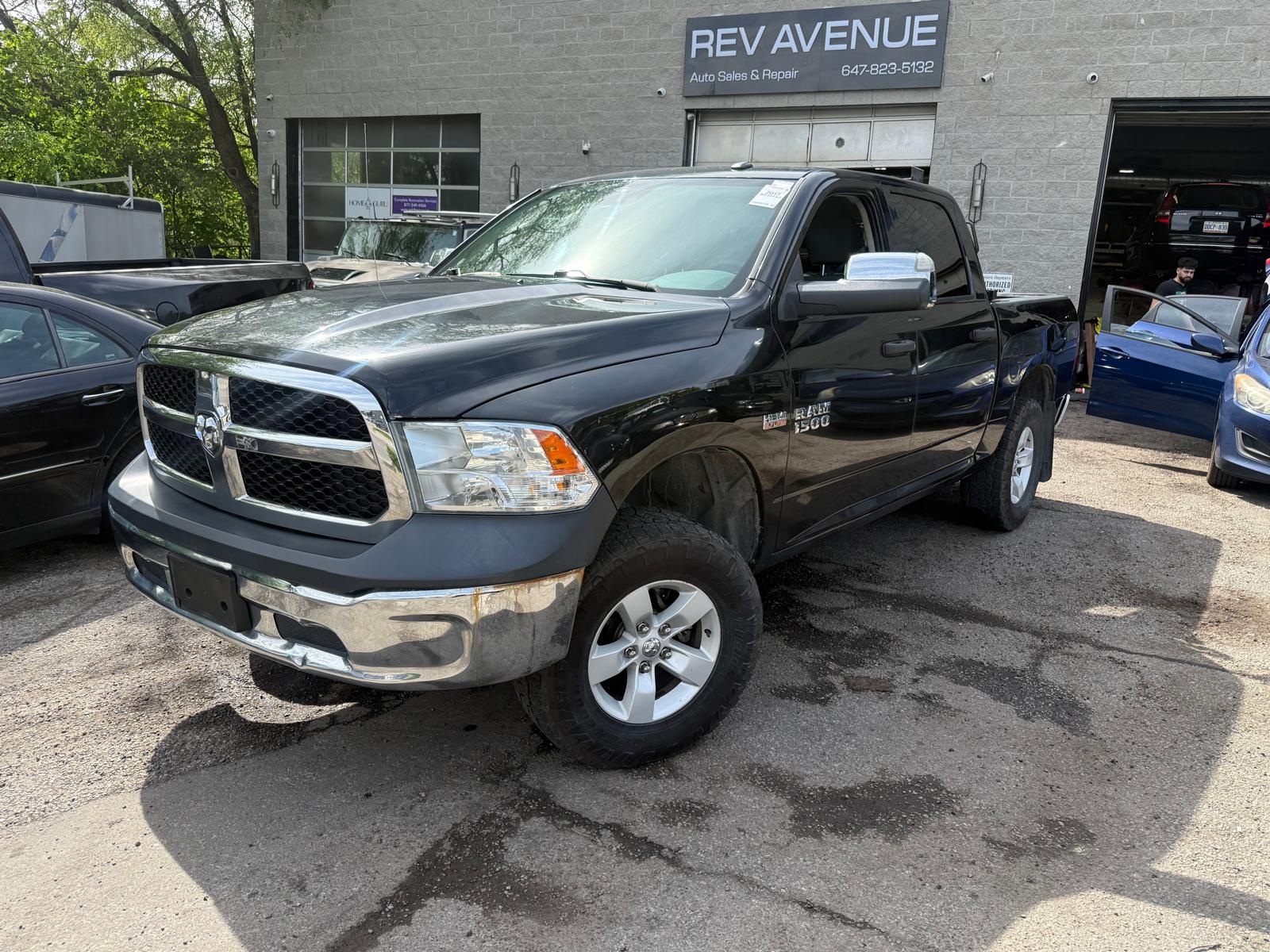 2017 RAM 1500 ST