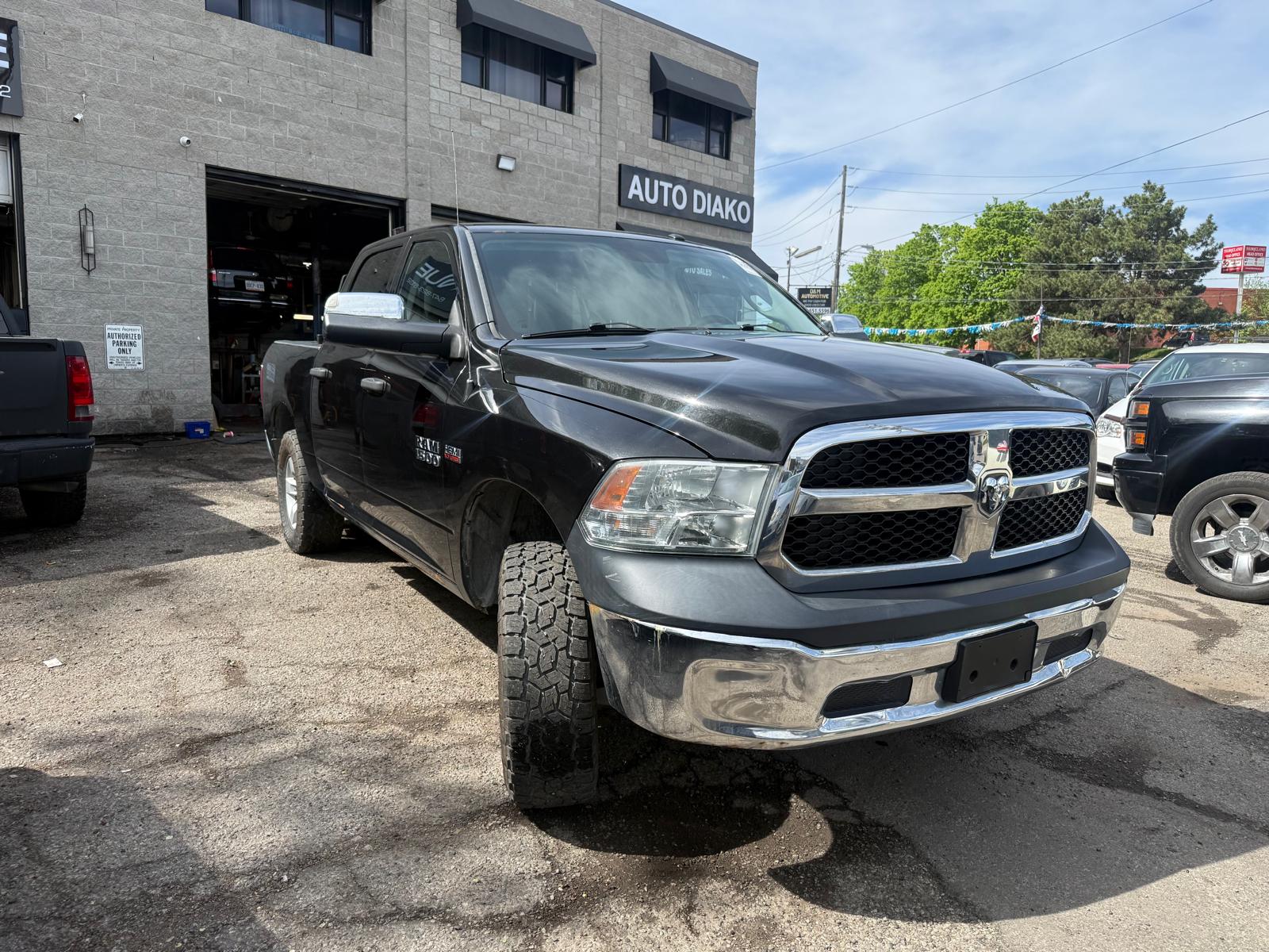2017 RAM 1500 ST