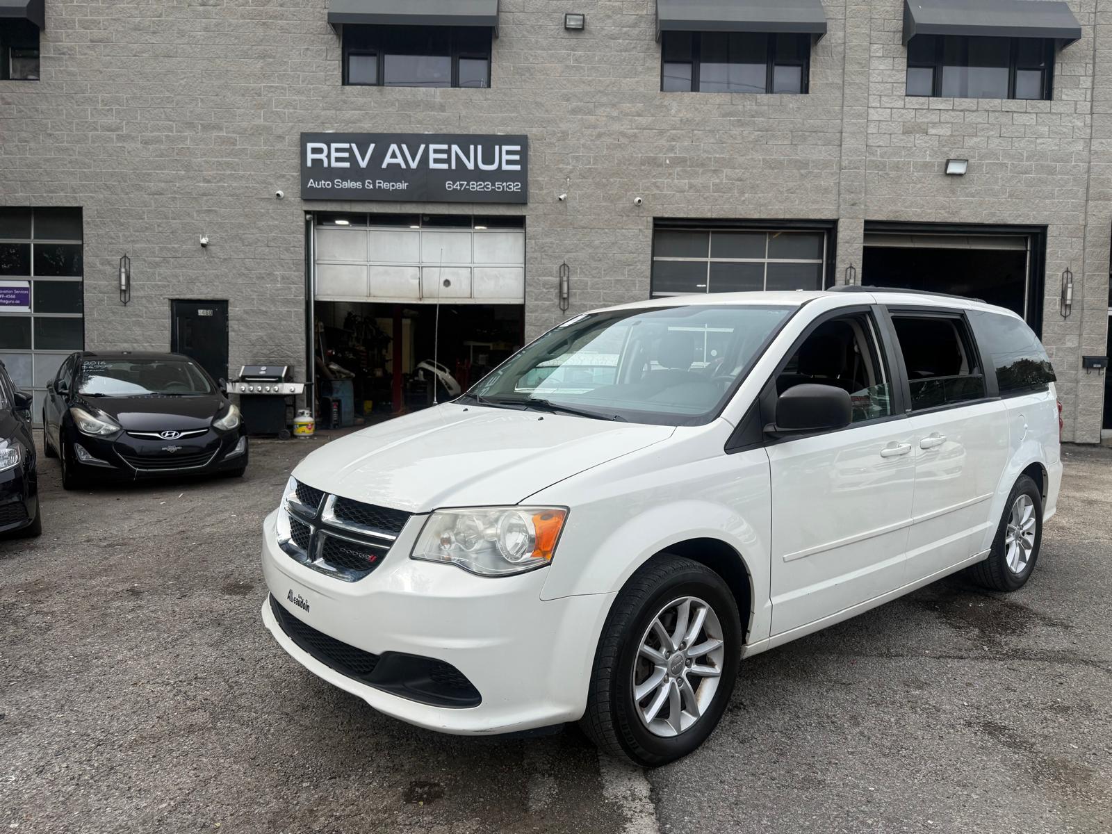 2013 DODGE GRAND CARAVAN SE