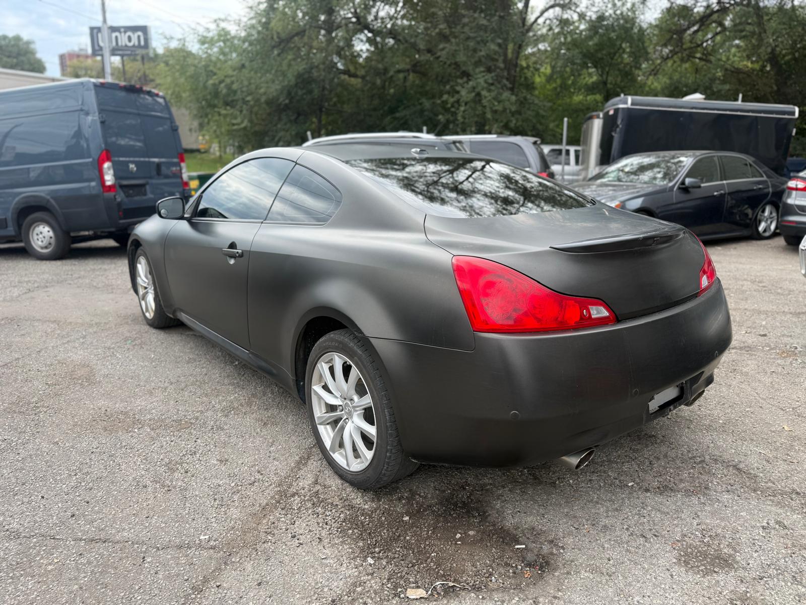 2012 INFINITI G37