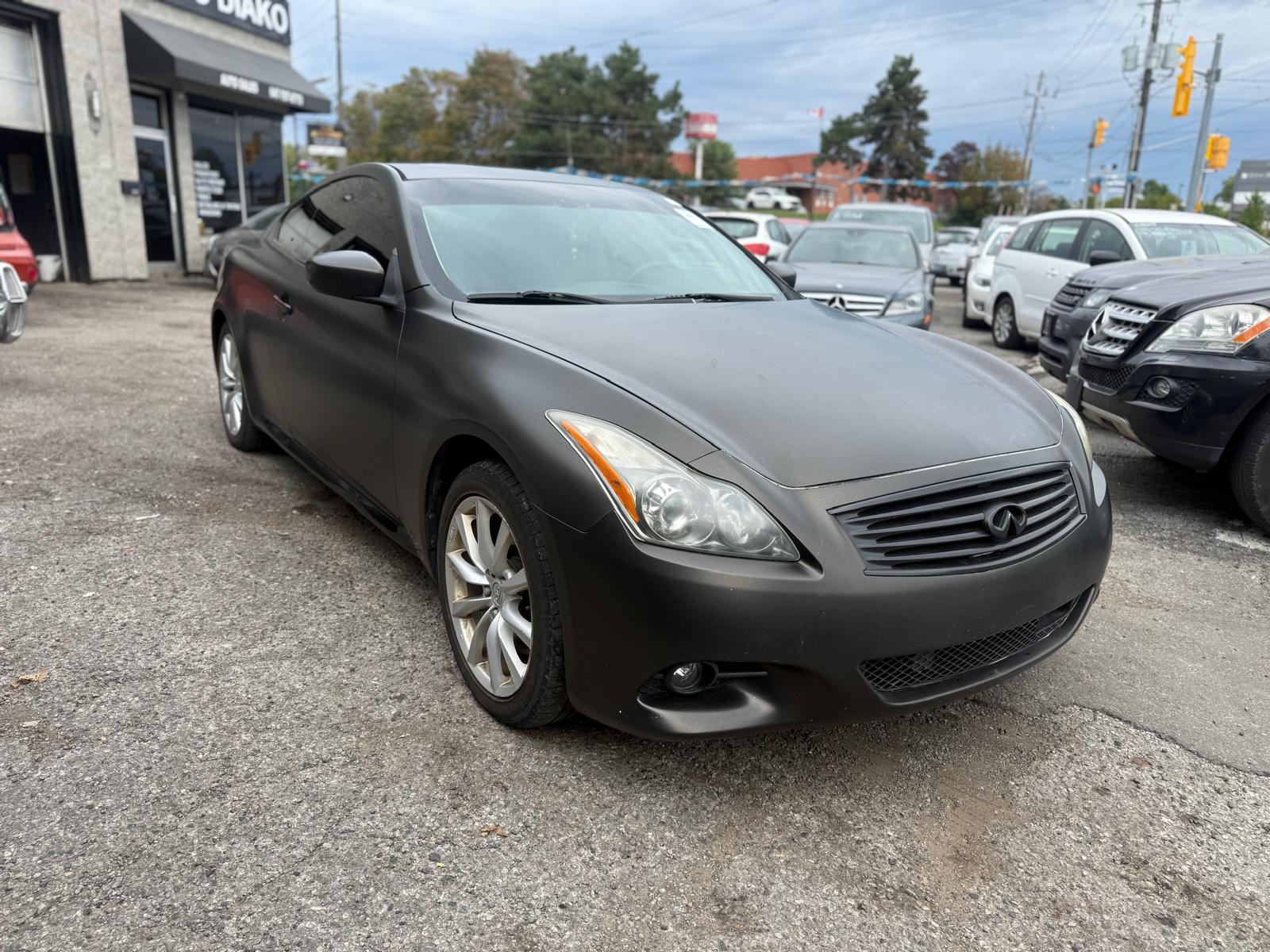 2012 INFINITI G37