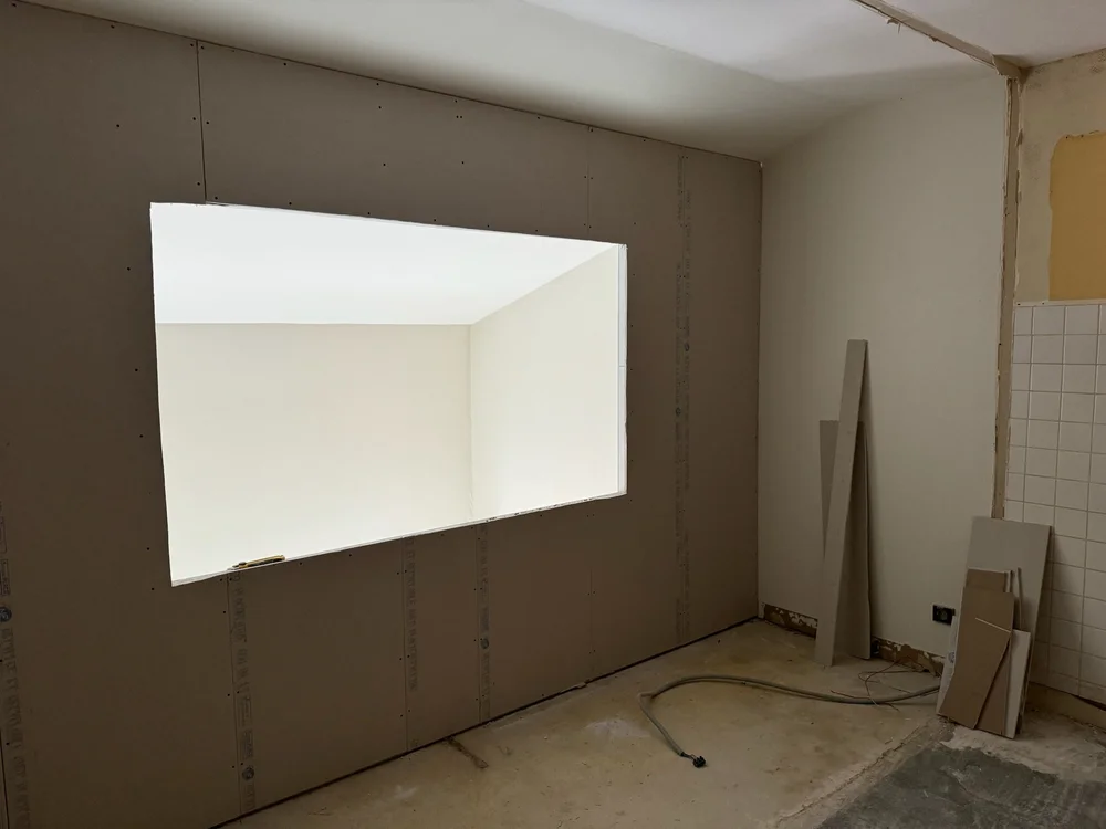 Photo prise pendant la pose de placoplatre Fer Rénovation, Toulouse et alentours