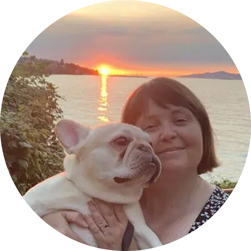 Headshot of Helen Kennett-Bacon