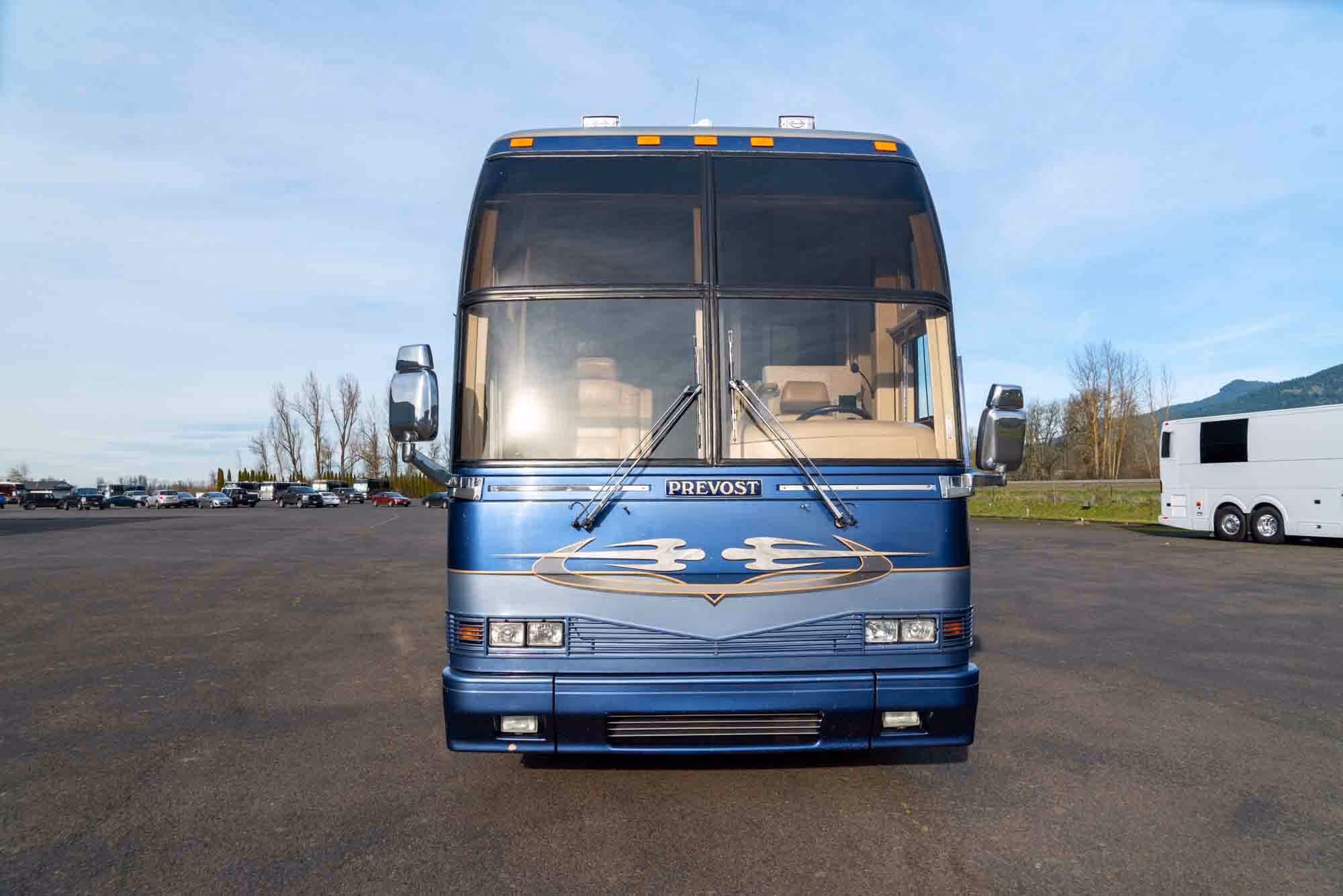 Bedroom cabinetry in Marathon Coach 0735