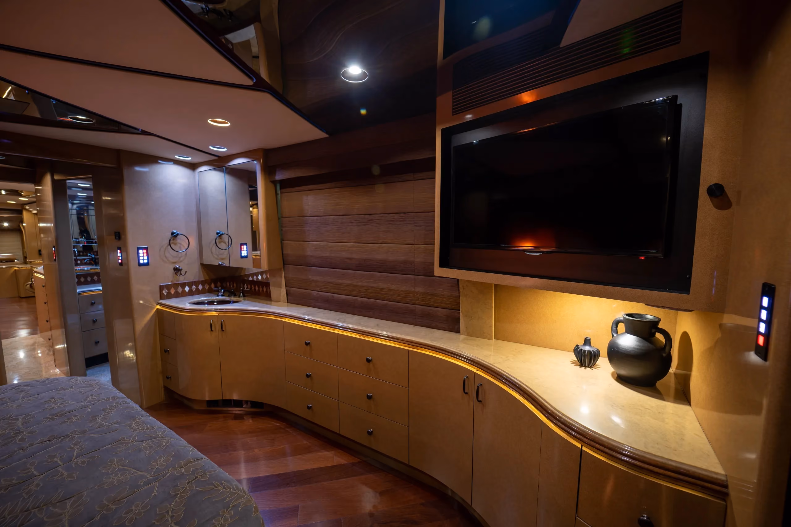 Interior bedroom cabinetry in Marathon Coach 1176