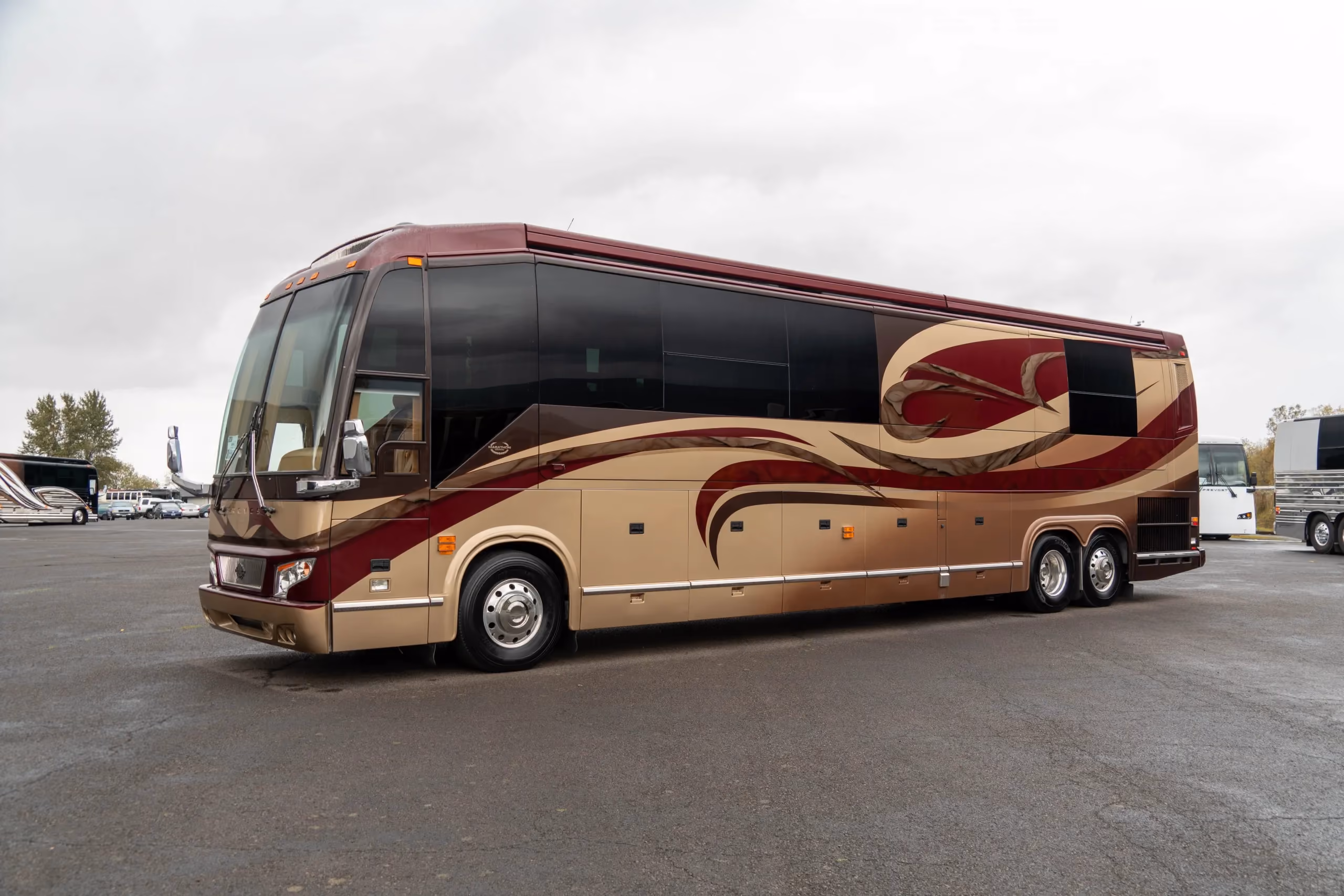 Exterior of 2008 Marathon Coach 1176 luxury motorcoach