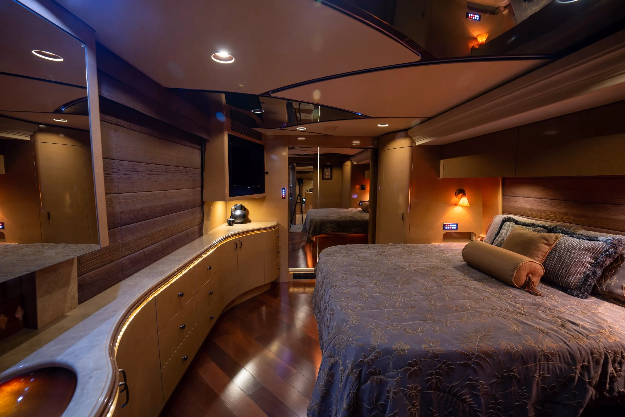 Interior bathroom vanity of Marathon Coach 1176
