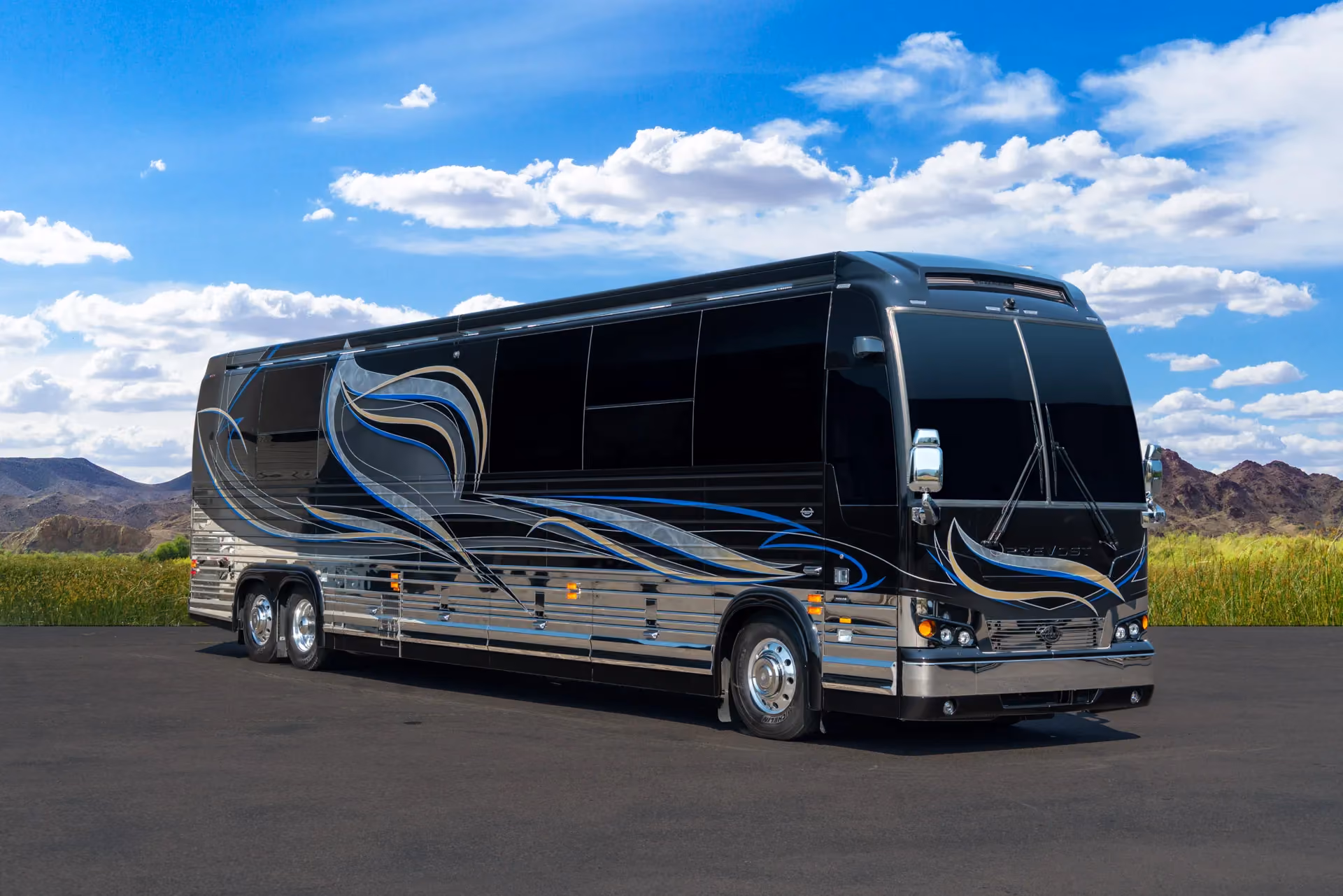Marathon Coach #1373