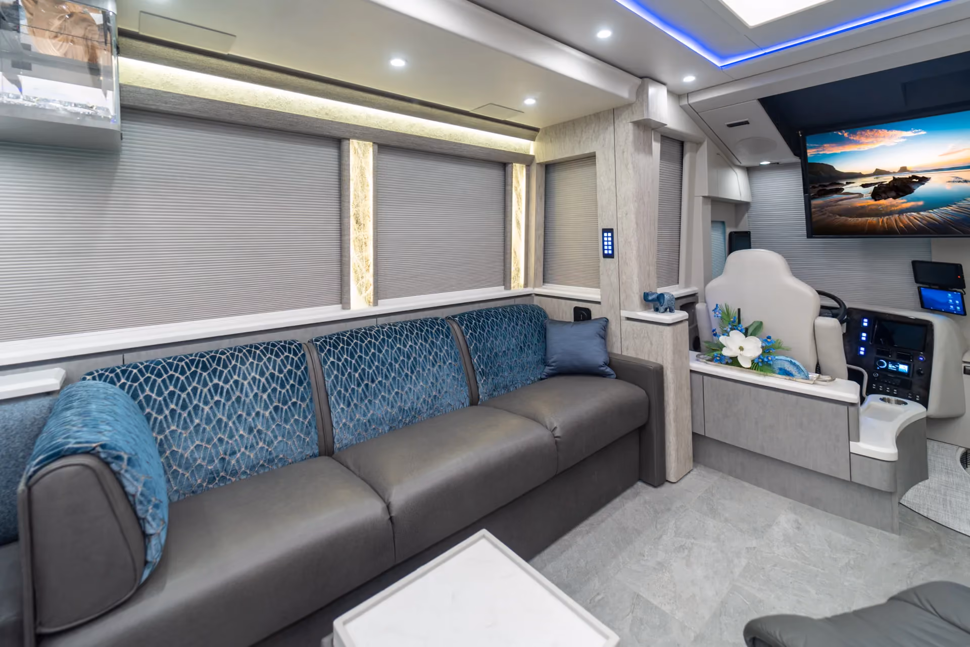 Marathon Coach #1373