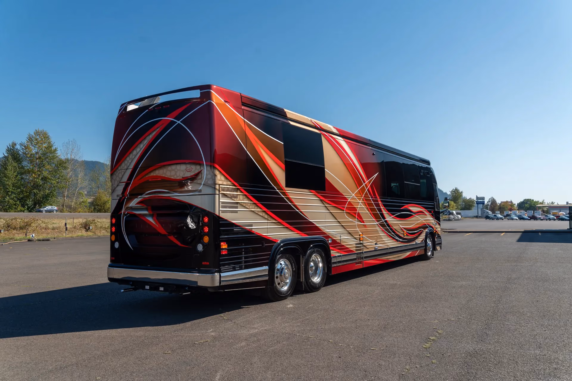 Marathon Coach #1376 | Luxury Motorcoach for Sale