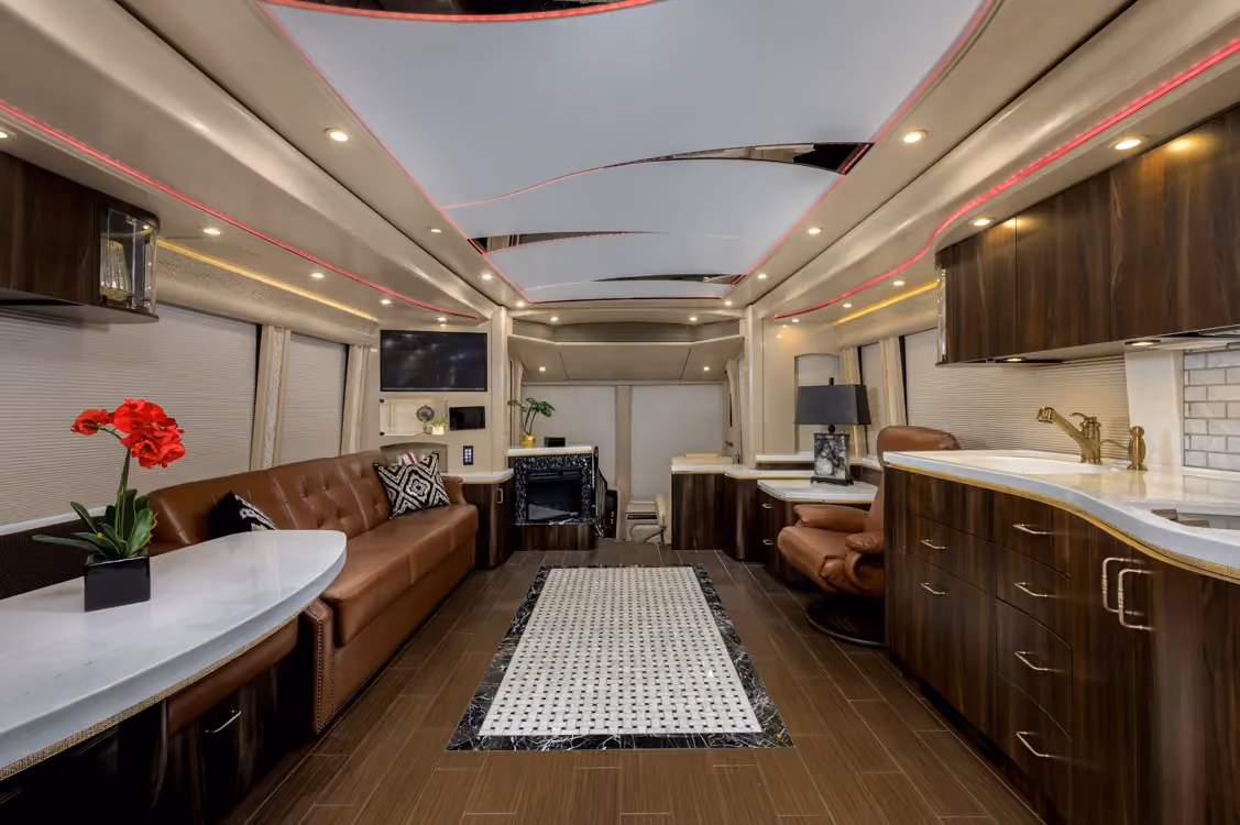 Interior bedroom detail of Marathon Coach 1258
