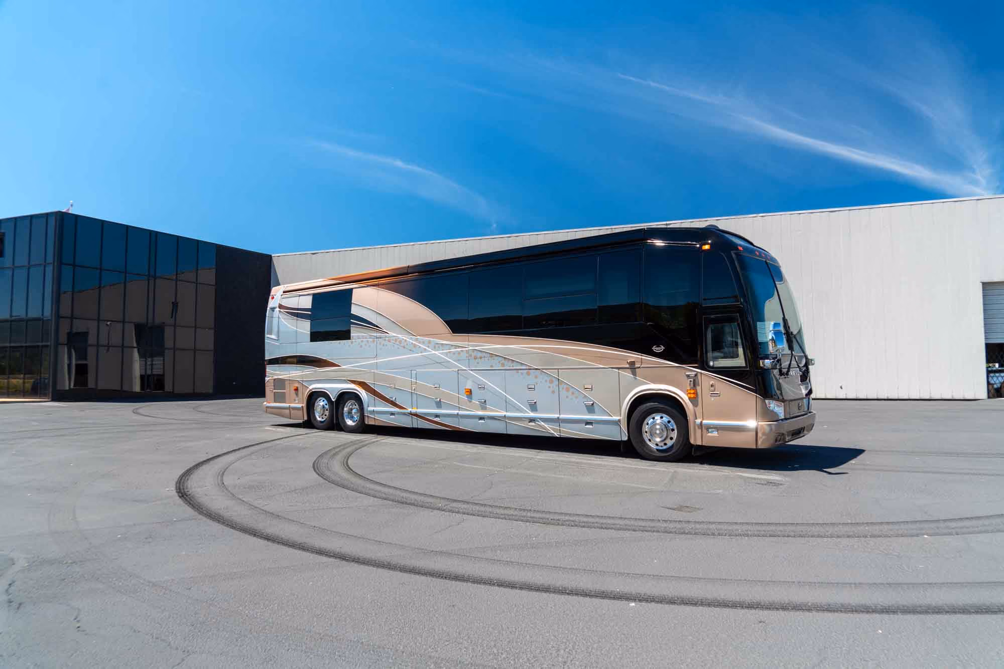 Exterior glamour shot of 2019 Marathon Coach 1287 on Prevost H3-45 chassis