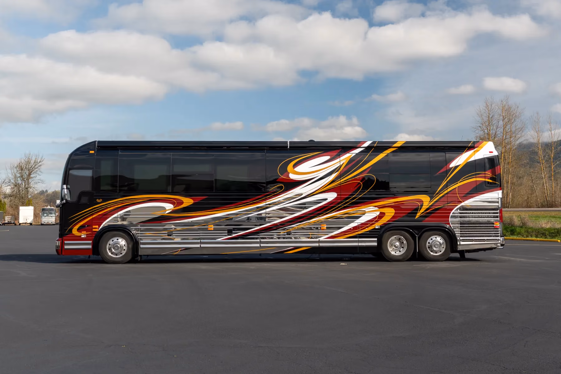 Interior finish and trim detail in Marathon Coach 1225
