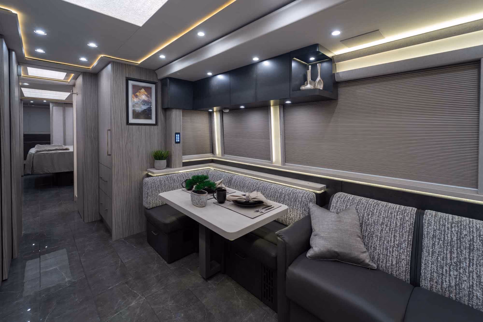 Marathon Coach #1399 | Luxury Motorcoach for Sale