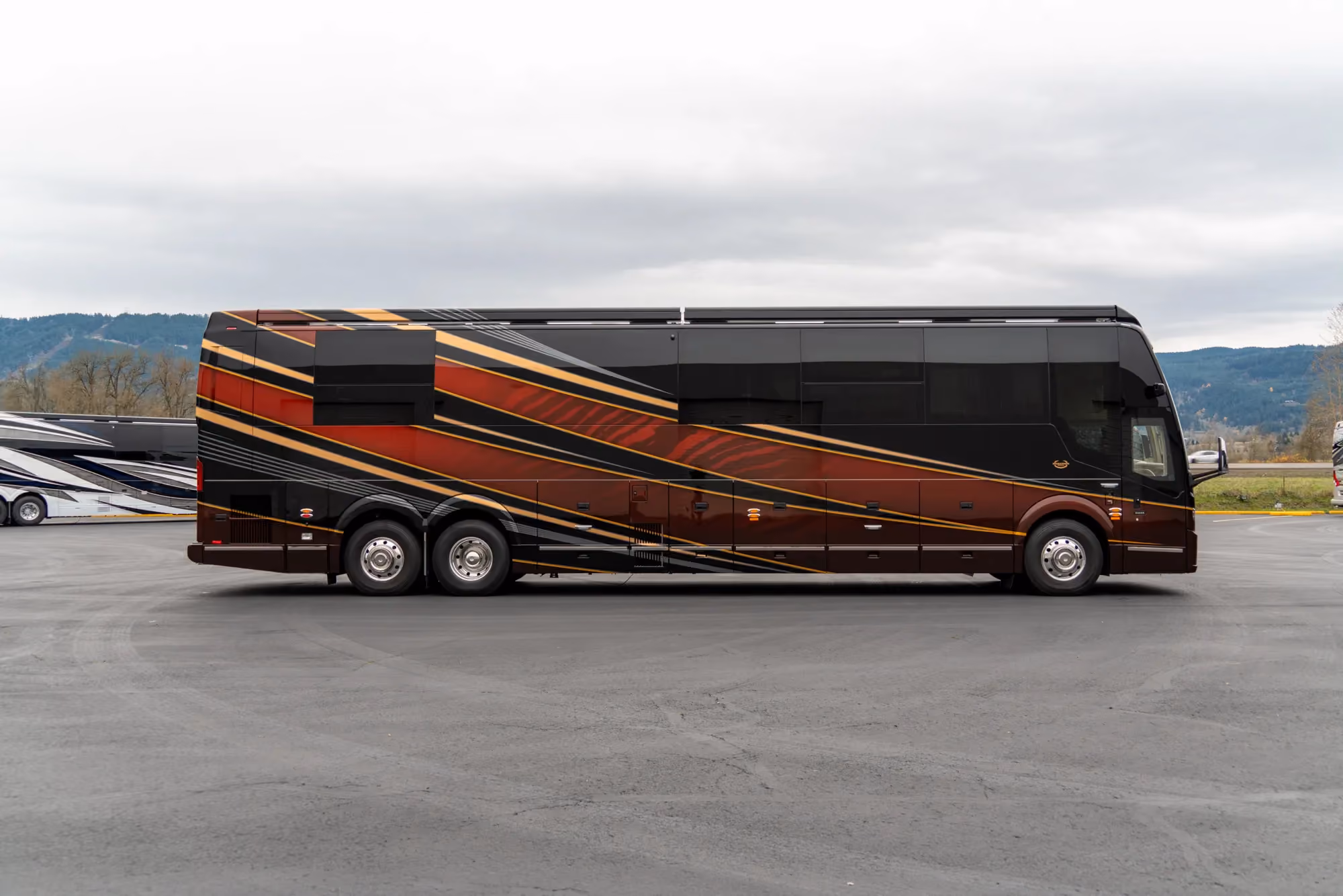 Exterior of Marathon Coach #1398 | Luxury Motorcoach for Sale