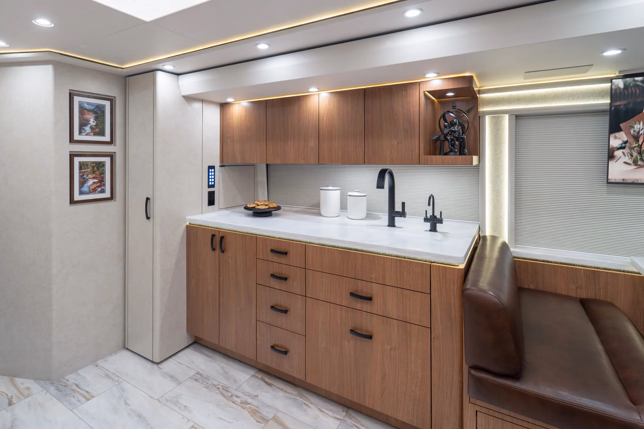 Interior of Marathon Coach #1407 | Luxury Motorcoach for Sale