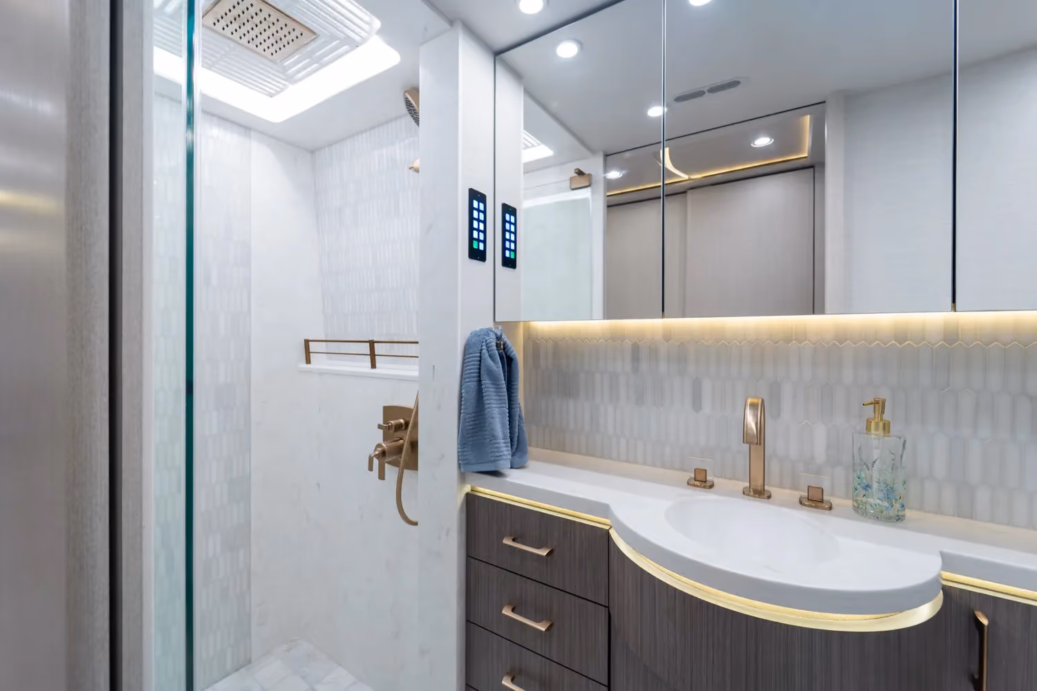 Interior of Marathon Coach #1410 | Luxury Motorcoach for Sale