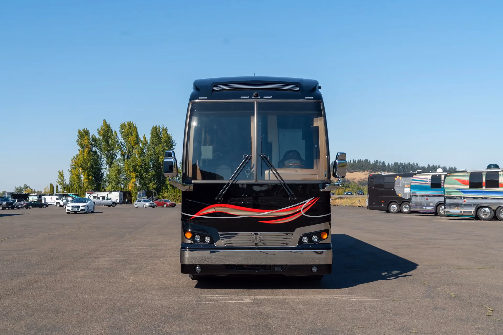 Marathon Coach #1376 | Luxury Motorcoach for Sale