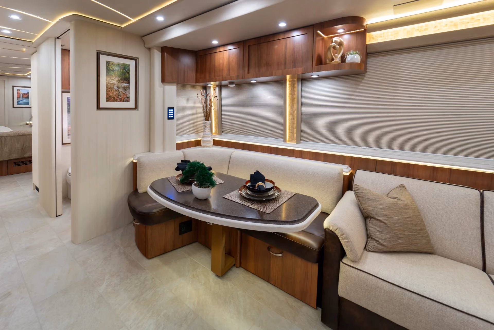 Marathon Coach #1376 | Luxury Motorcoach for Sale