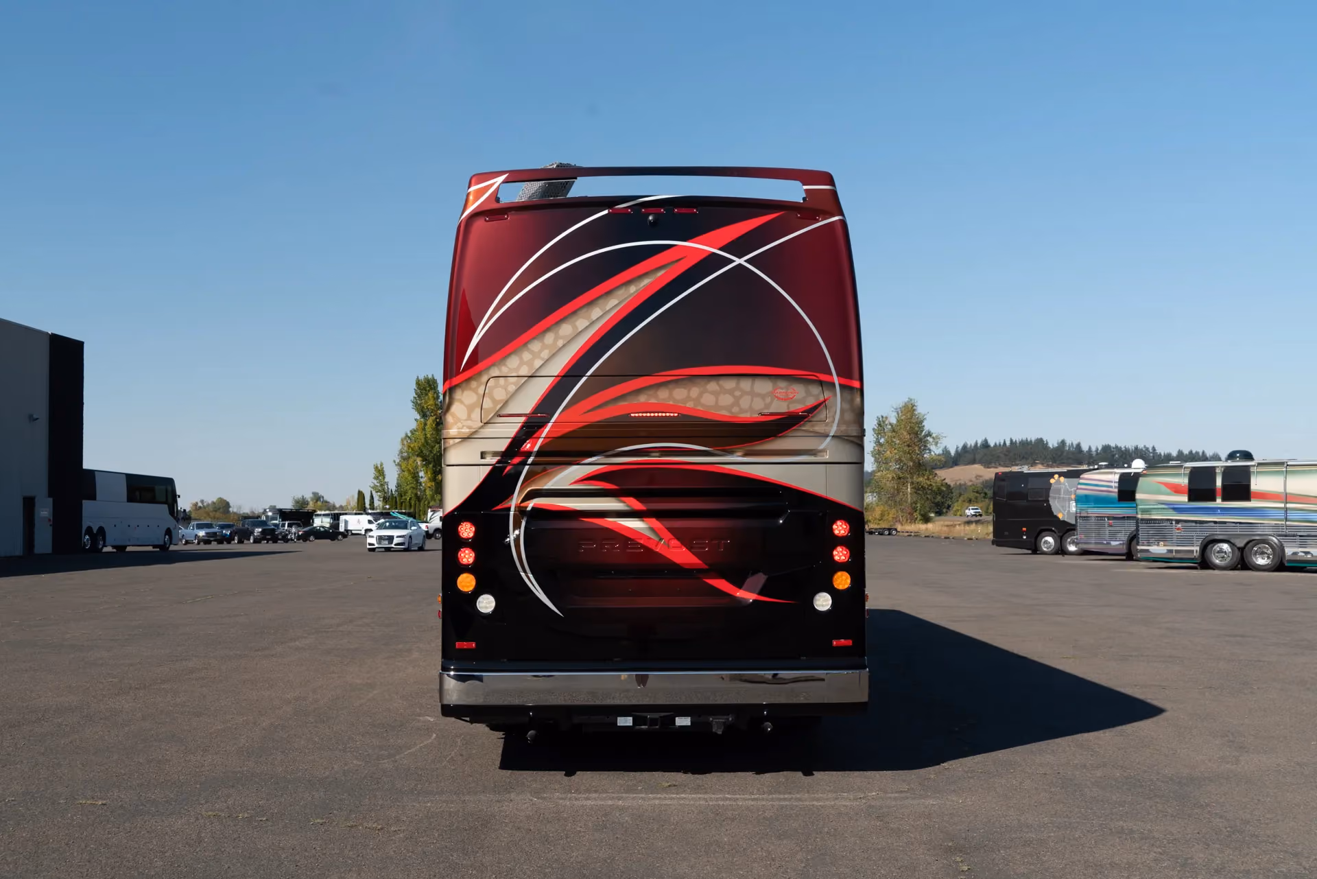Marathon Coach #1376 | Luxury Motorcoach for Sale