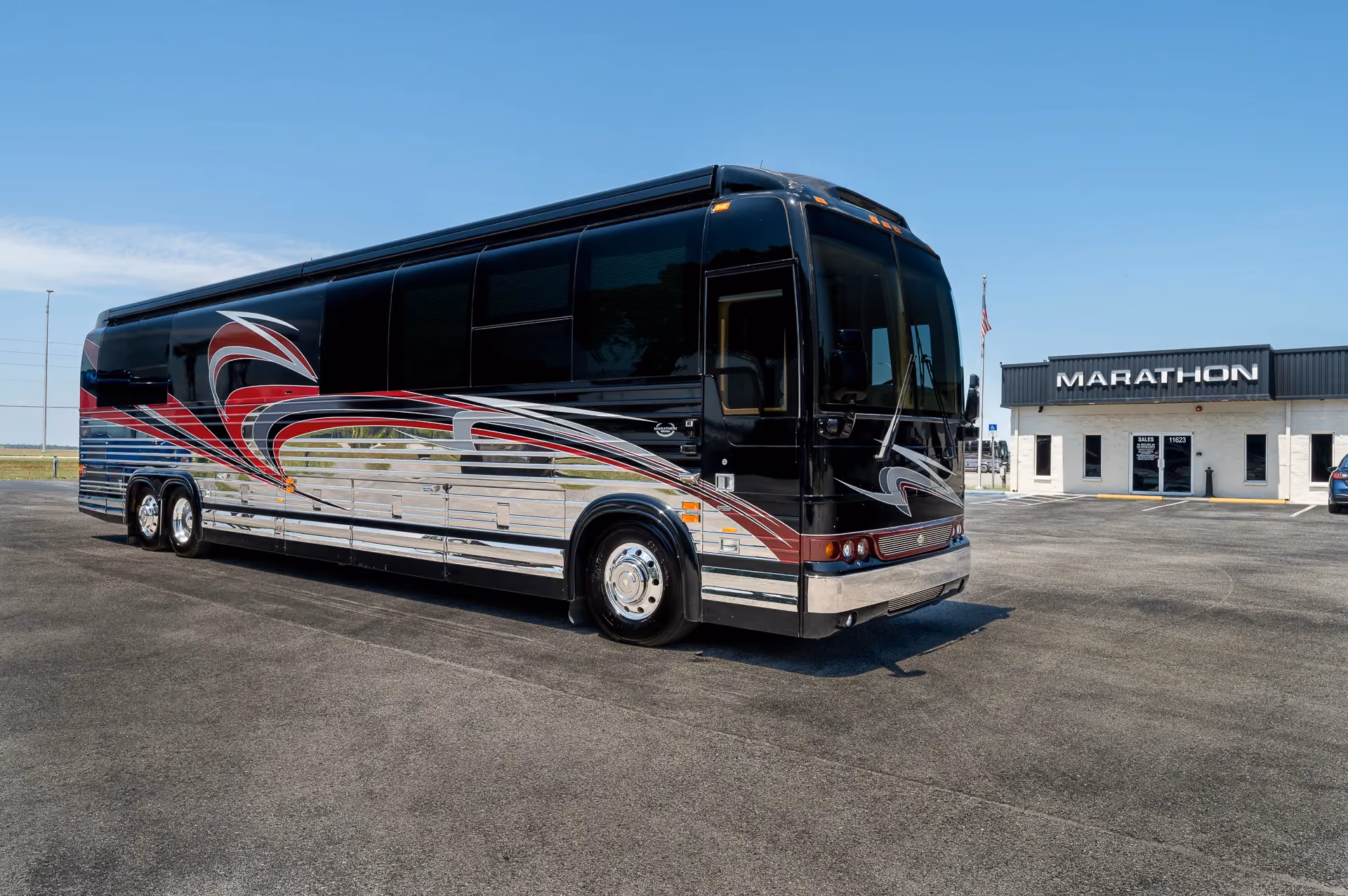 Exterior glamour shot of 2013 Marathon Coach 1208 on Prevost XLV-45 chassis