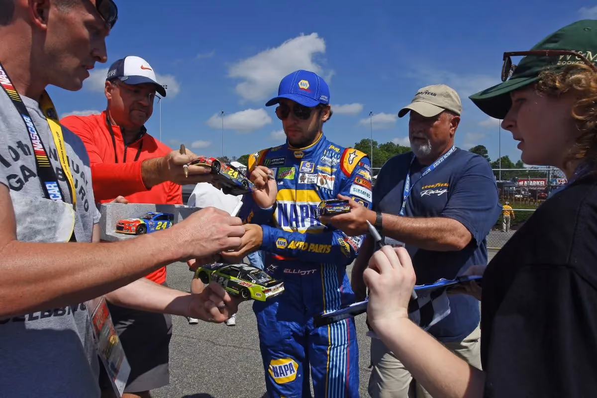 Marathon coach owner Chase Elliott wins his first Monster Energy NASCAR Cup Series race