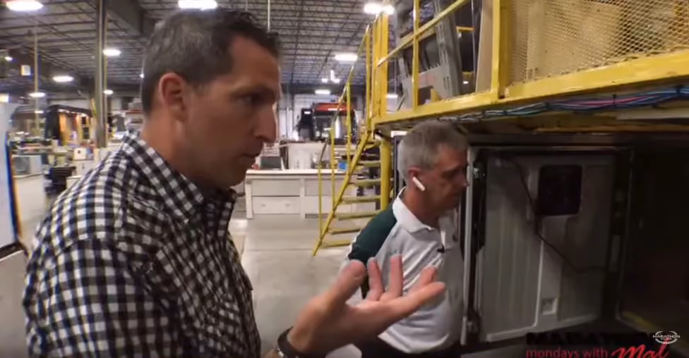 Luxury RV Battery Power. Marathon Mondays with Mal: Ep.28