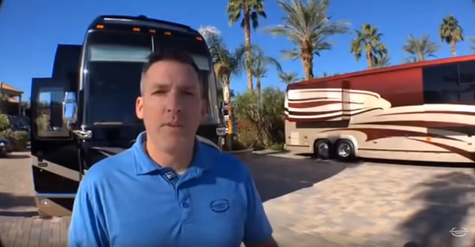 On The Road w/Luxury RVs. Marathon Mondays with Mal: Ep.89