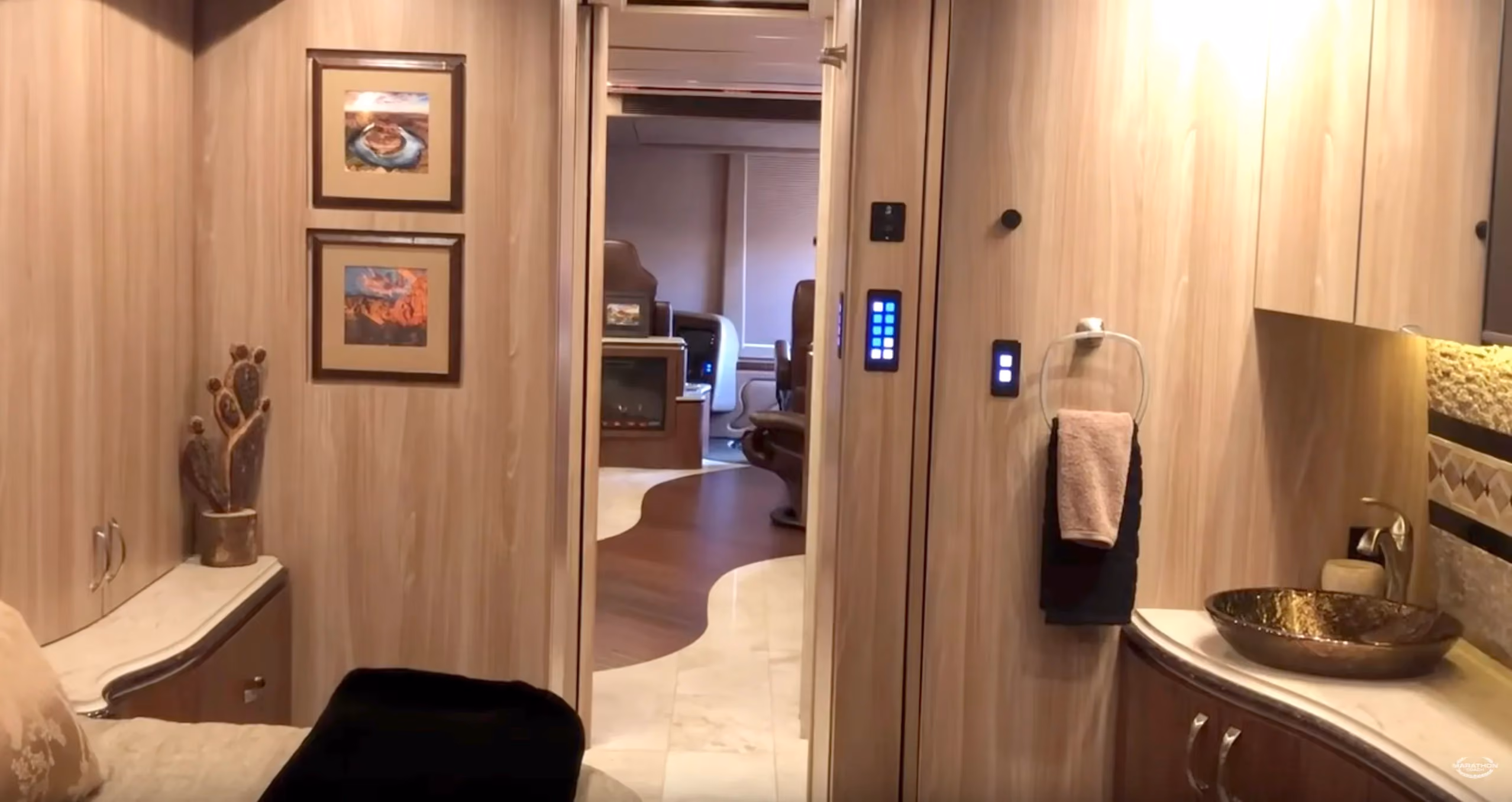 Labor Day Luxury Coach (1285). Marathon Mondays w/ Mal Ep.131