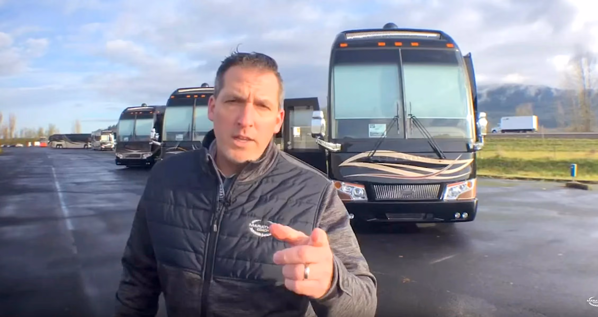 Front Line Luxury RVs (1307). Marathon Mondays w/Mal Ep.143