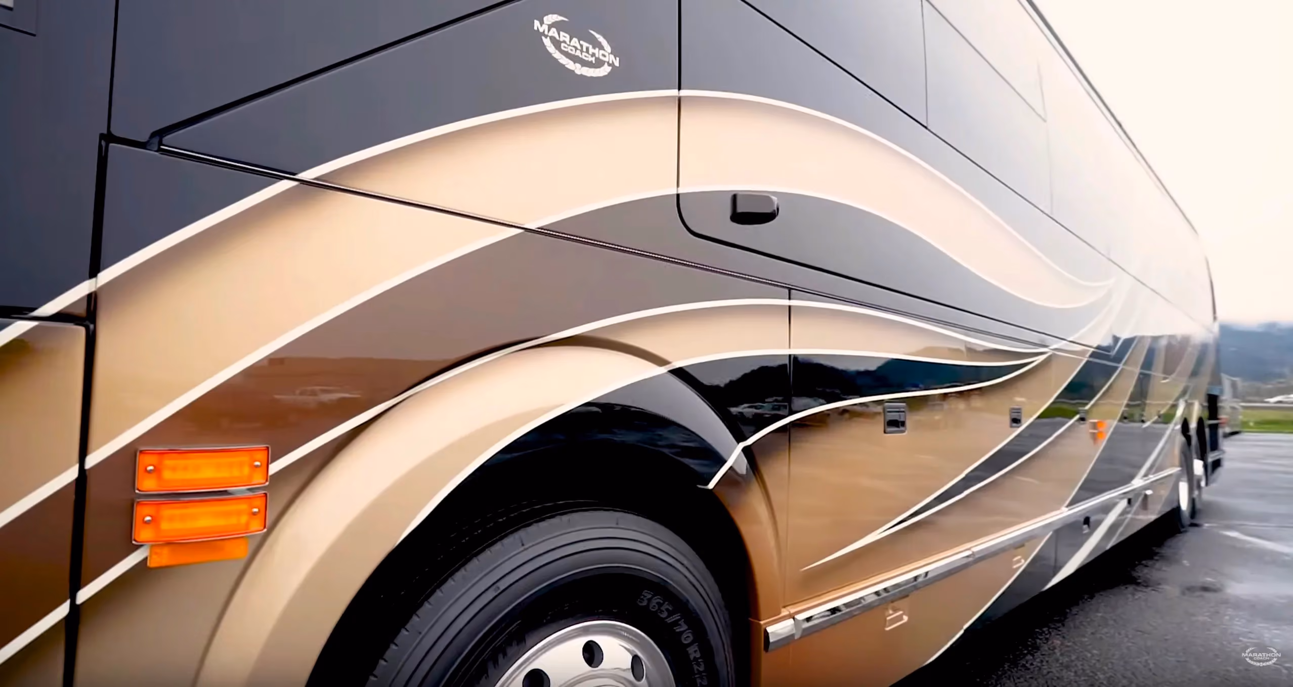 Gold Standard Luxury RV: 2020 Marathon Show Coach #1312