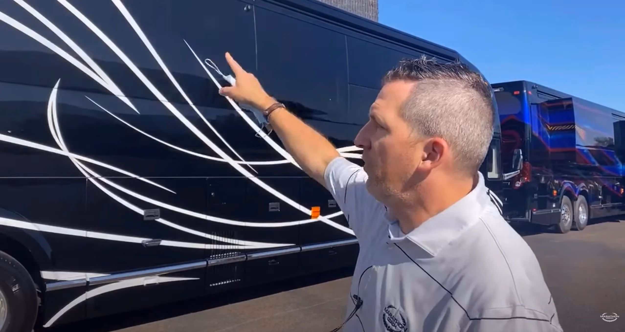 Luxury RV Paint Design (1323). Marathon Mondays w/ Mal Ep.177