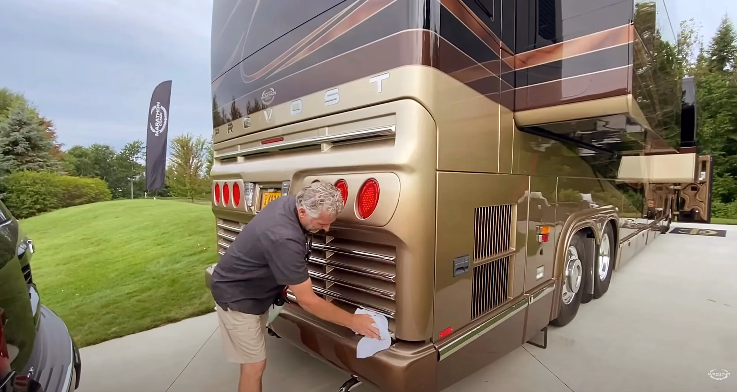 Luxury RVs at Hearthside: Randy, Dawn and a Marathon Coach Ep.59