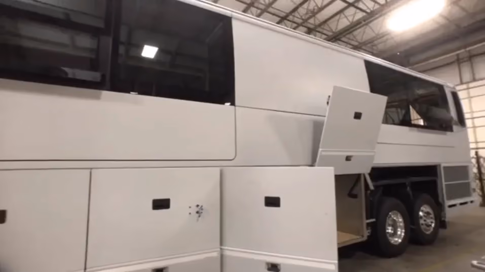 Marathon Mondays with Mal: Episode 5 - Day 1 of a Prevost Shell