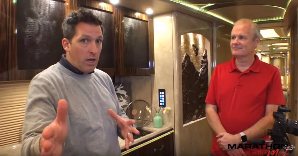 Luxury Coach Photo Shoot. Marathon Mondays with Mal: Ep.78