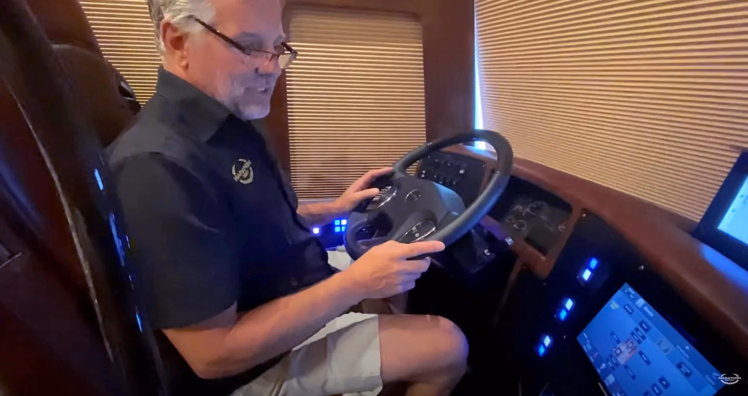Luxury RV Driver’s Seat (1319): Randy, Dawn and a Marathon Coach Ep.60