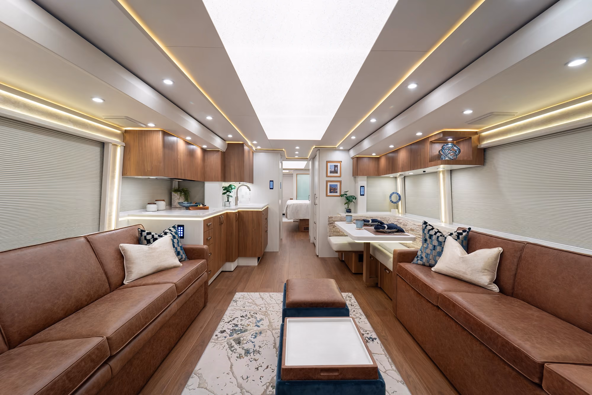 Prevost Slide Technology Integration in a Marathon Coach