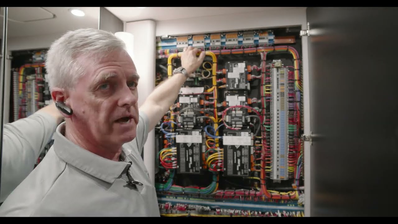 How-To: Changing House Led Fuses