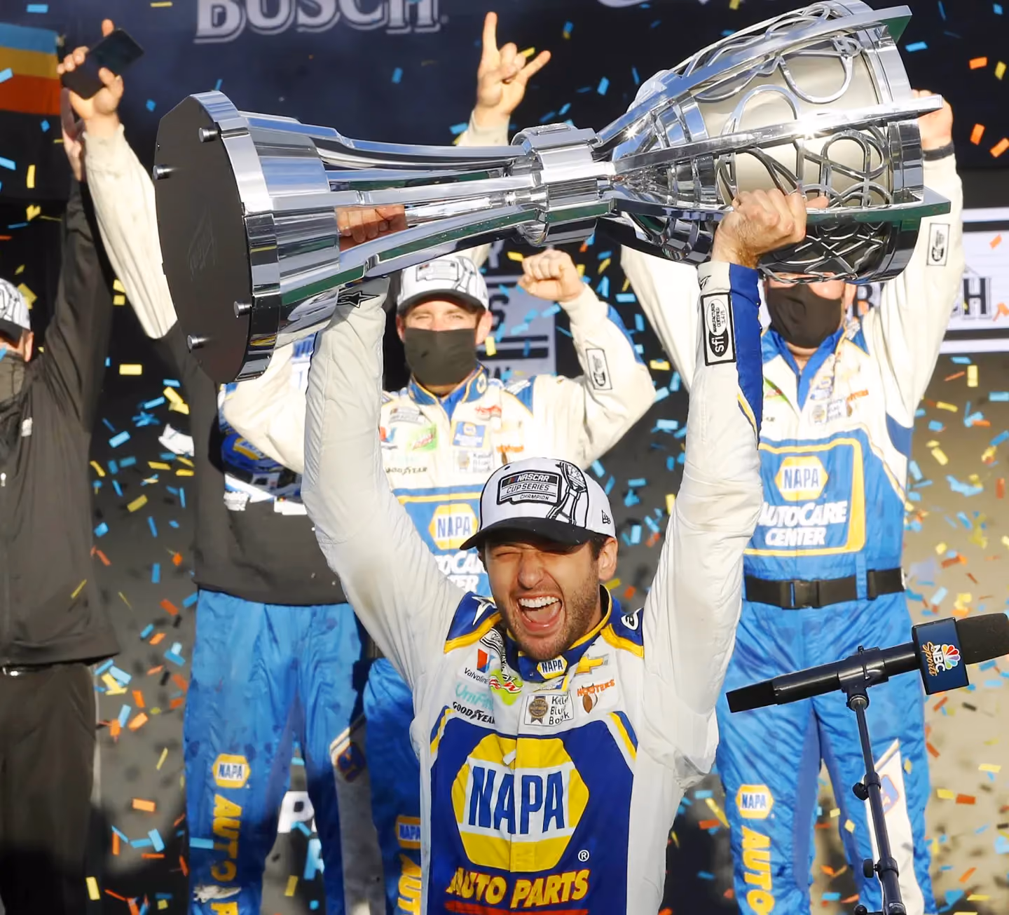 Chase Elliott (9) gets ready to qualify for the Federated Auto Parts 400 at Richmond Raceway in Richmond, Virginia