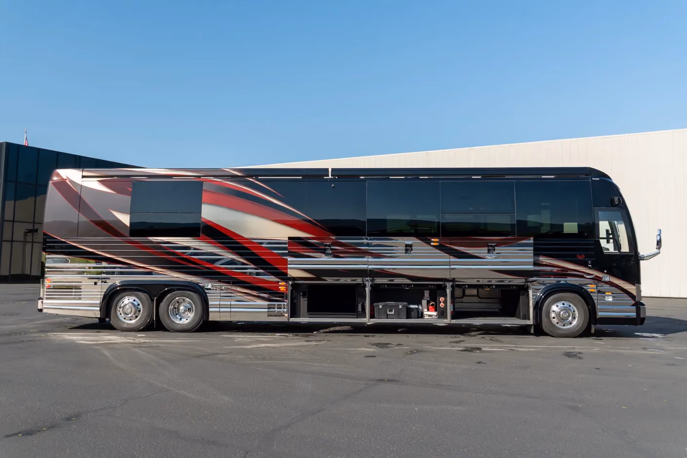 Exterior of Marathon Coach #1405 | Luxury Motorcoach for Sale