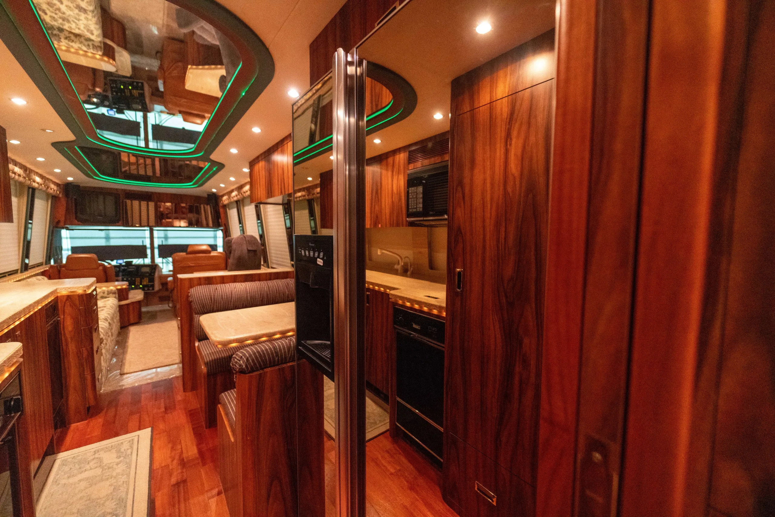 Interior of 1995 Prevost XLV-45 Marathon Coach 0363